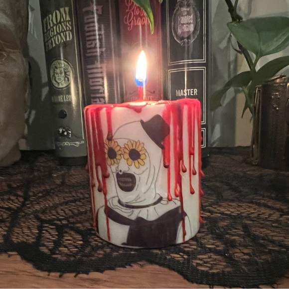 🔪🩸 Halloween horror spooky for Halloween handmade drip candle - Picture 3 of 17